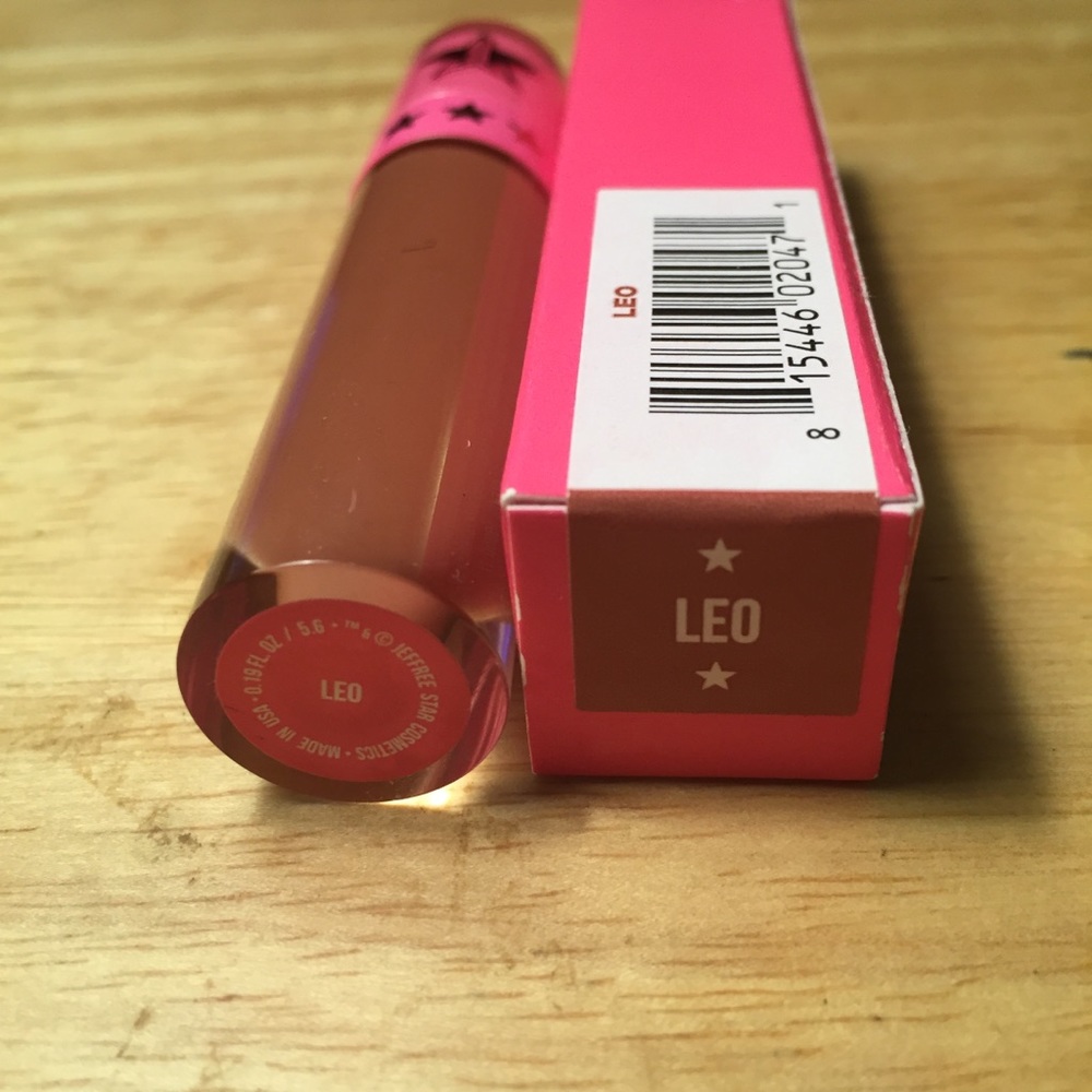 Jeffree Star lipstick “Leo”